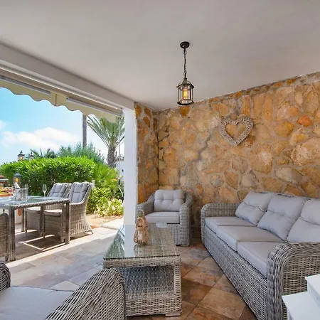 Mirador For A Great - By Villamar Villa *